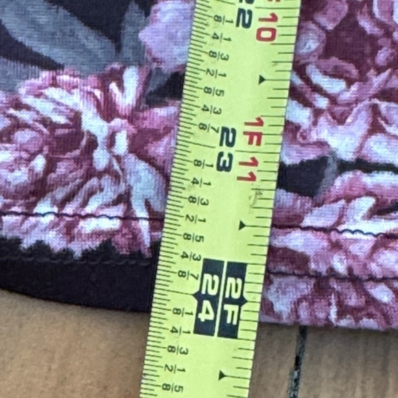 Vince Camuto floral pajama set - Picture 9 of 13